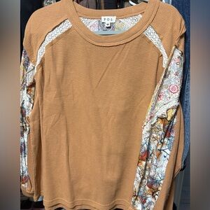 POL Women's Tan Waffle Knit Top with Floral Sleeves